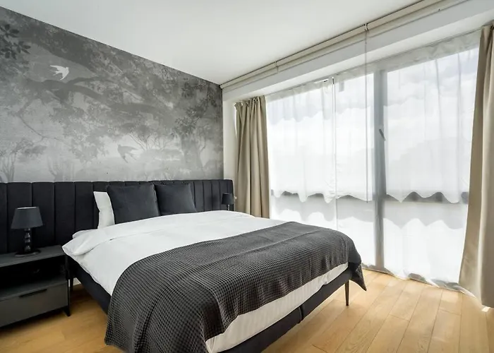 Luxurious New Penthouse + Parking Daire *