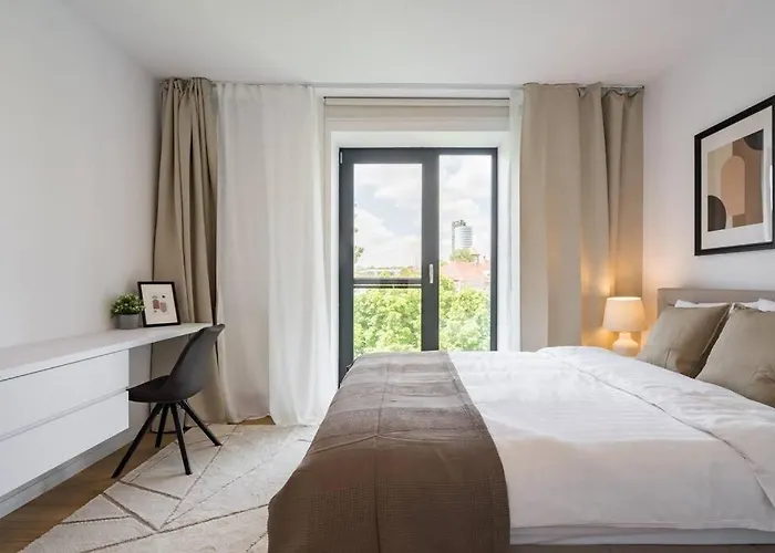 Luxurious New Penthouse + Parking Bükreş