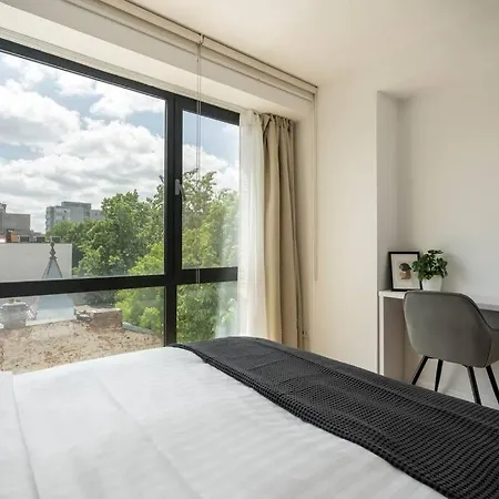 Luxurious New Penthouse + Parking