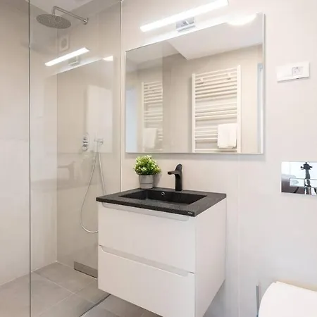 Apartament Luxurious New Penthouse + Parking Bucureşti
