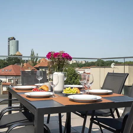 Luxurious New Penthouse + Parking *