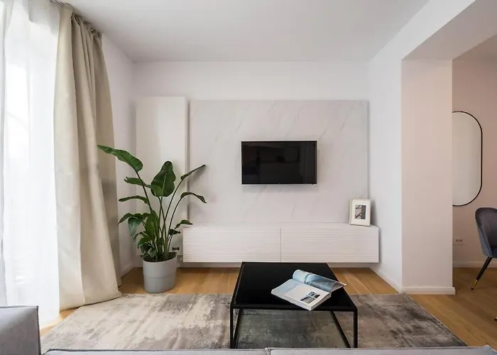 Luxurious New Penthouse + Parking בוקרשט