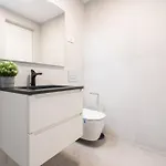Luxurious New Penthouse + Parking Апартаменти